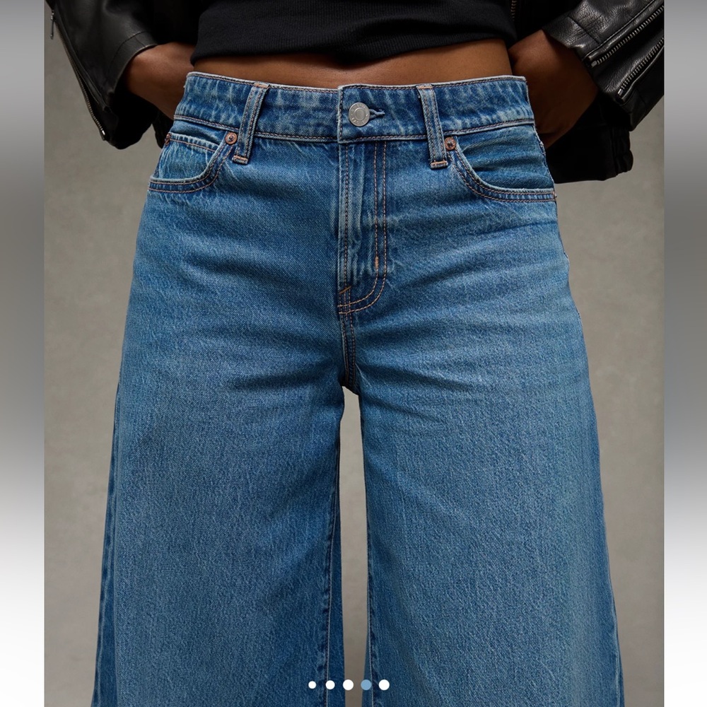 LAST DAY ON POSH 8/15/26 Wide-Leg A Line Blue Jeans American Eagle - Picture 2 of 9
